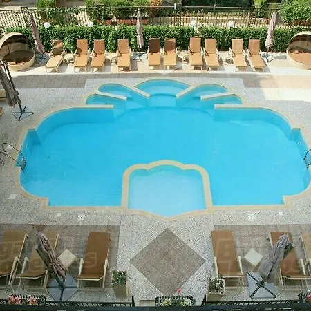 Studio In Dawn Park Deluxe *