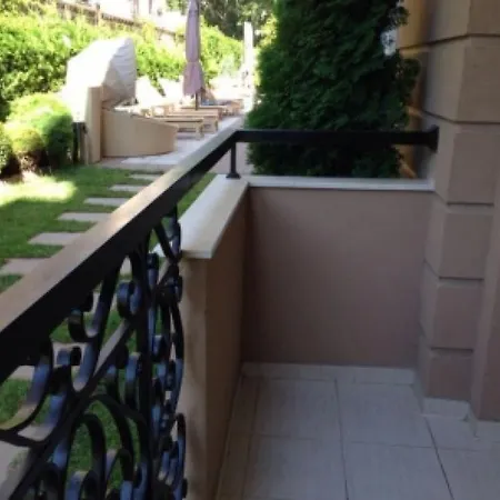 Studio In Dawn Park Deluxe דירה סאני ביץ'