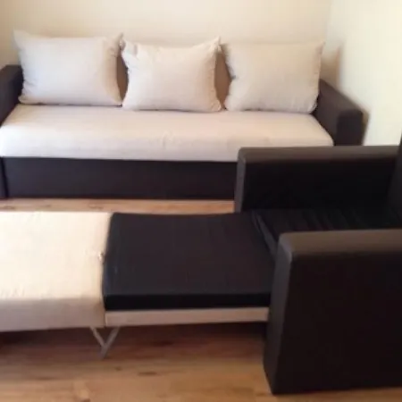 Studio In Dawn Park Deluxe דירה